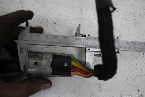 CONTACTEUR RENAULT - Vue 4